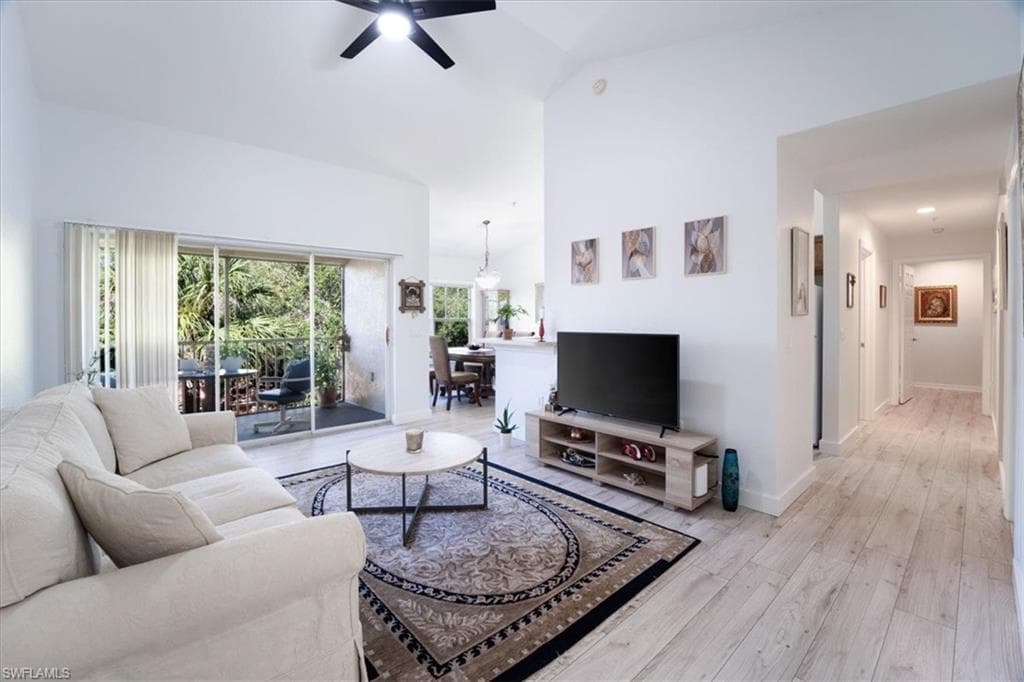 7925 Preserve CIR # 333, NAPLES FL 34119-7