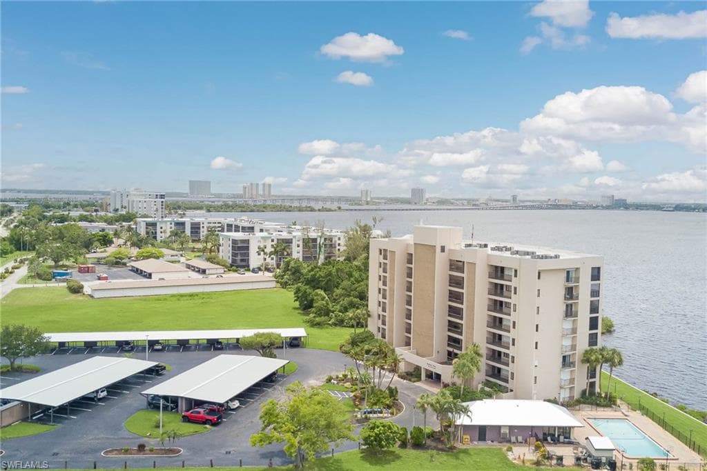 4510 N Key DR 204-26