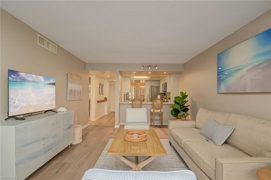 4510 N Key DR 204-5