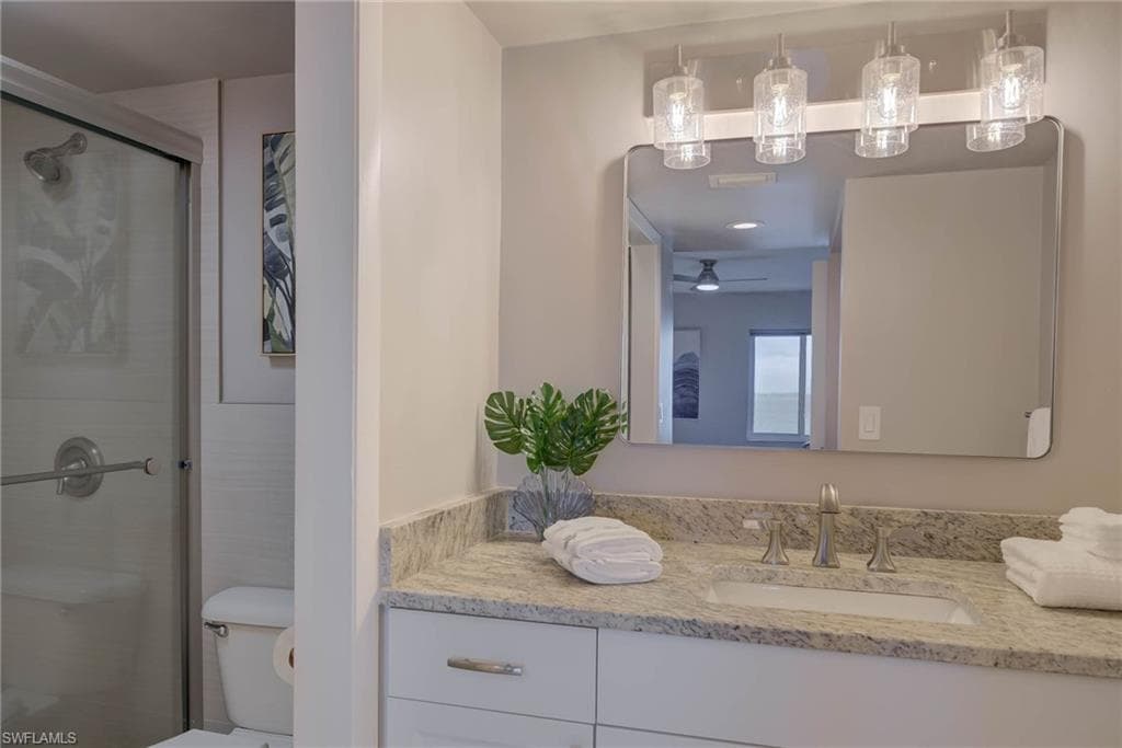 4510 N Key DR 204-15
