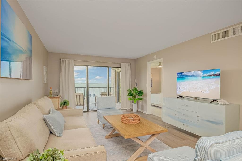 4510 N Key DR 204-2