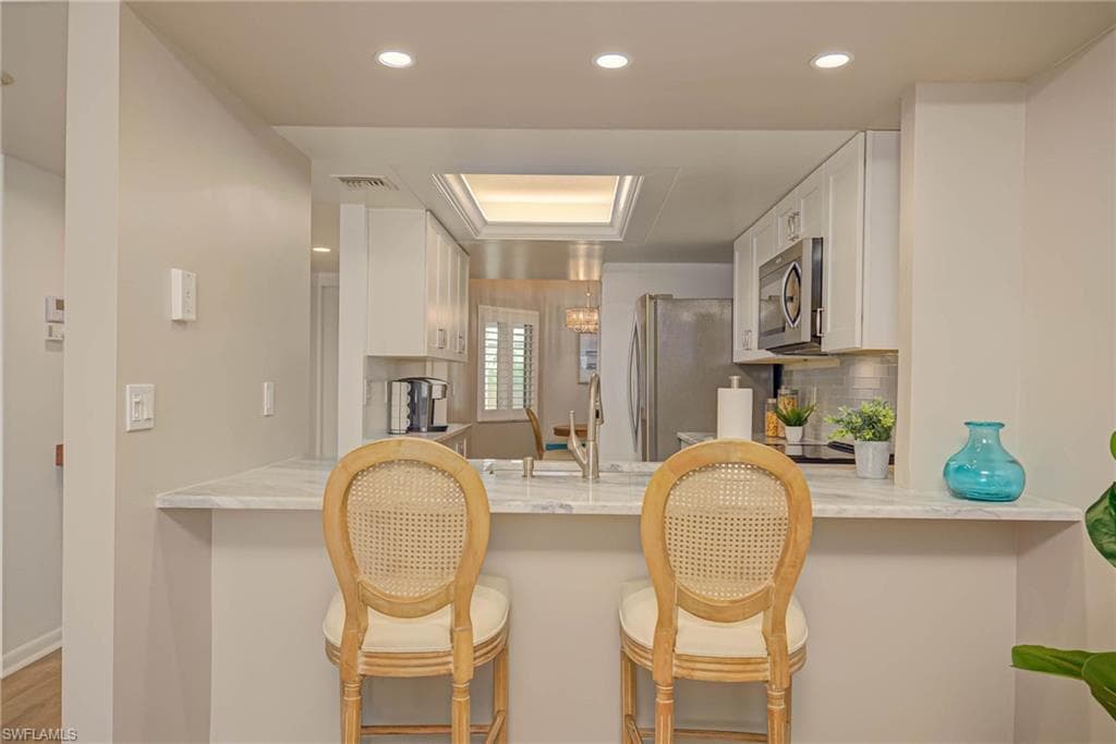 4510 N Key DR 204-7
