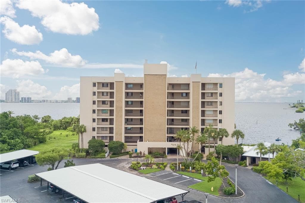 4510 N Key DR 204-24