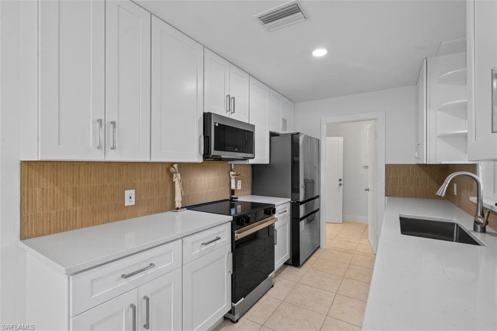 14773 Martin DR, FORT MYERS FL 33908-9