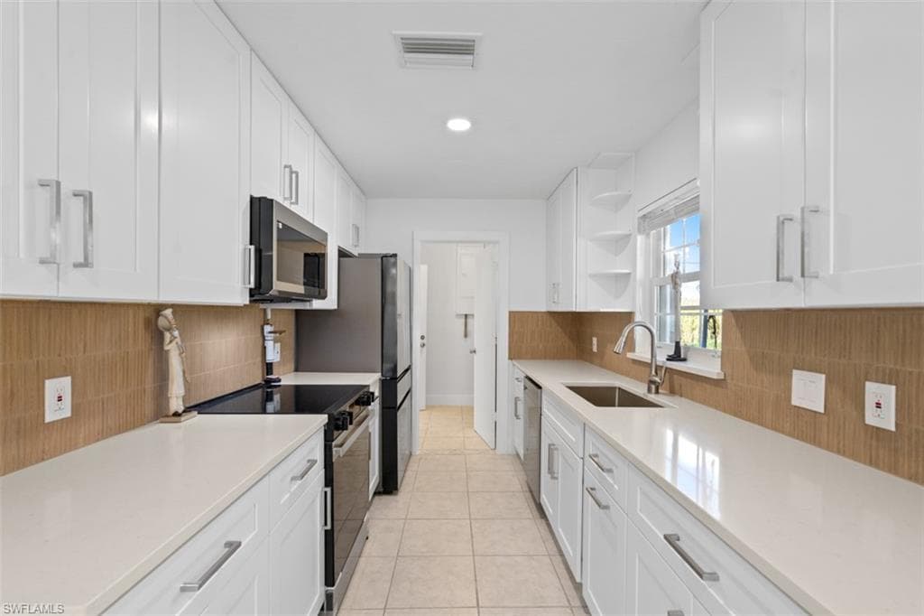 14773 Martin DR, FORT MYERS FL 33908-7