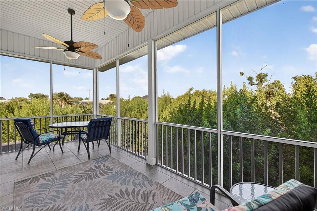 698 Spartina CT, SANIBEL FL 33957-22