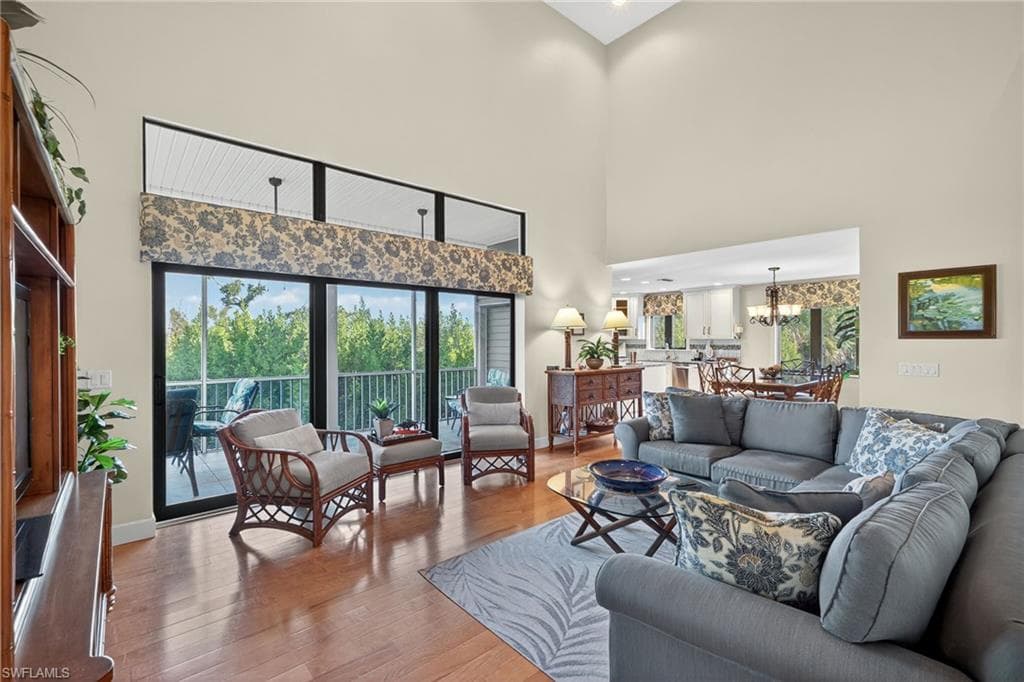 698 Spartina CT, SANIBEL FL 33957-4