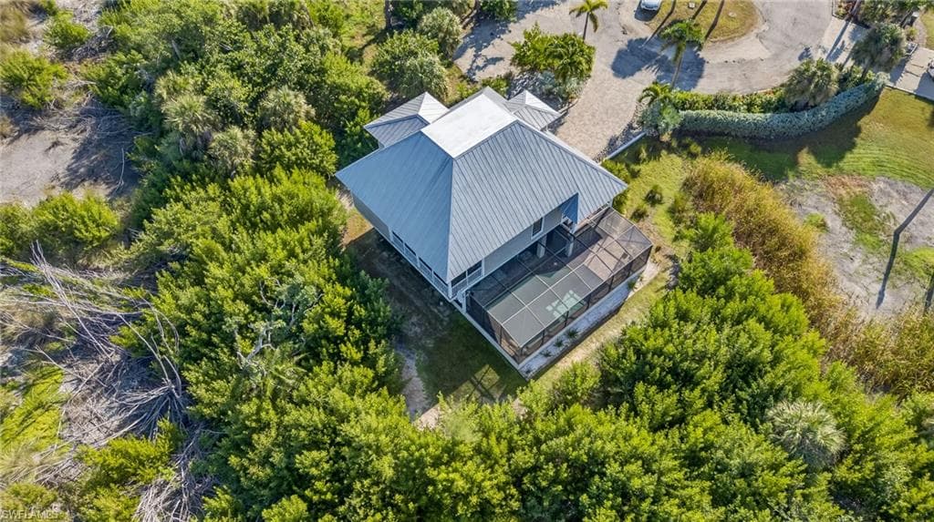 698 Spartina CT, SANIBEL FL 33957-32