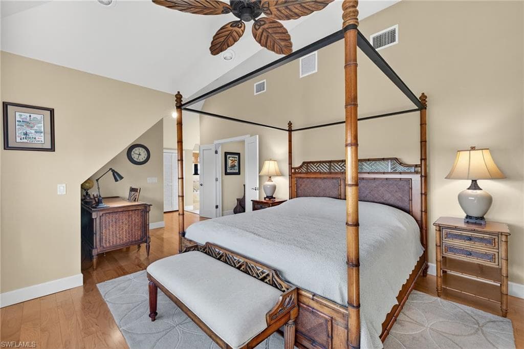 698 Spartina CT, SANIBEL FL 33957-14