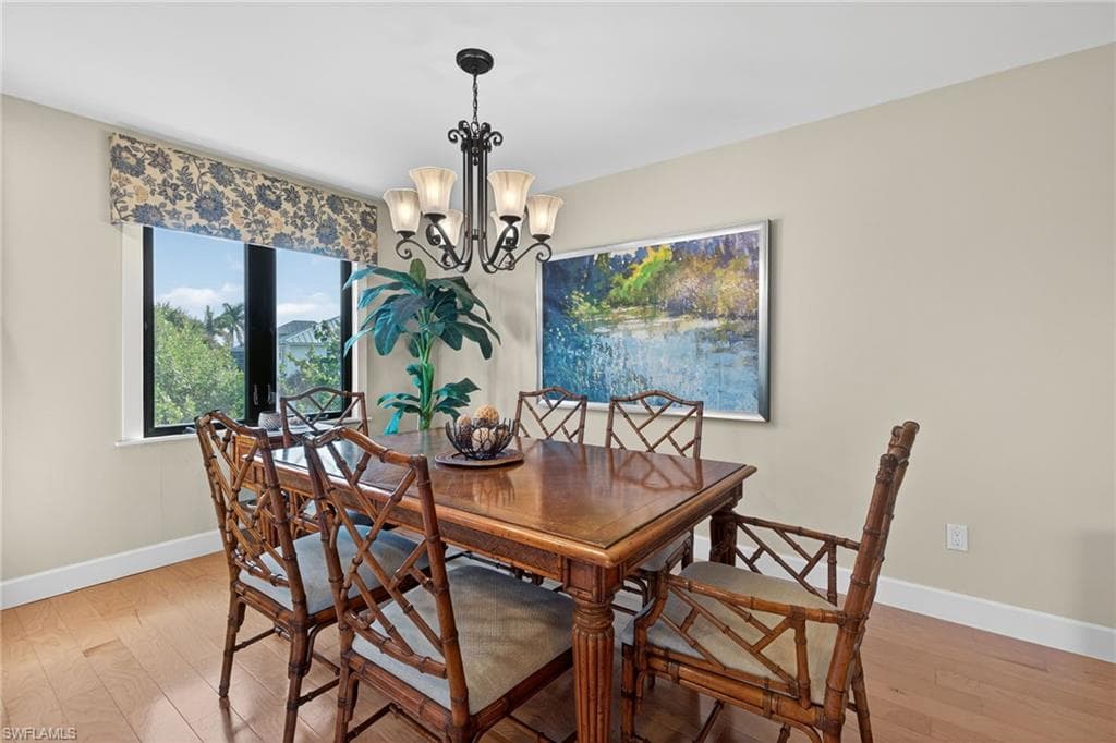 698 Spartina CT, SANIBEL FL 33957-10
