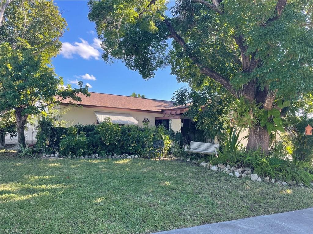 6335 Hofstra CT W, FORT MYERS FL 33919-2