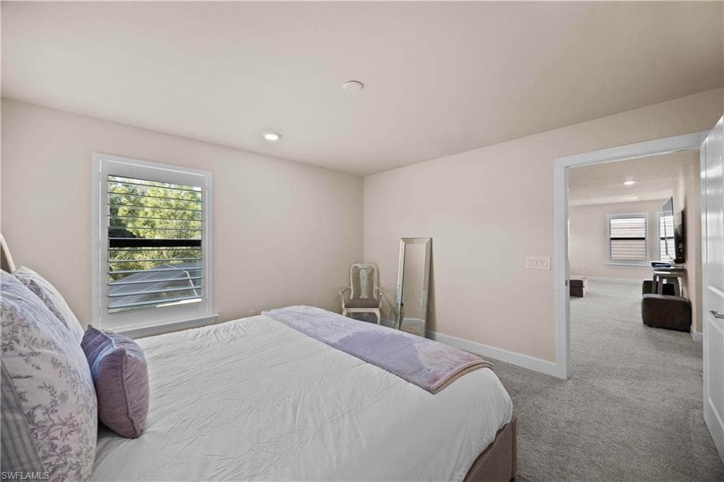6825 Greenbriar CT-21