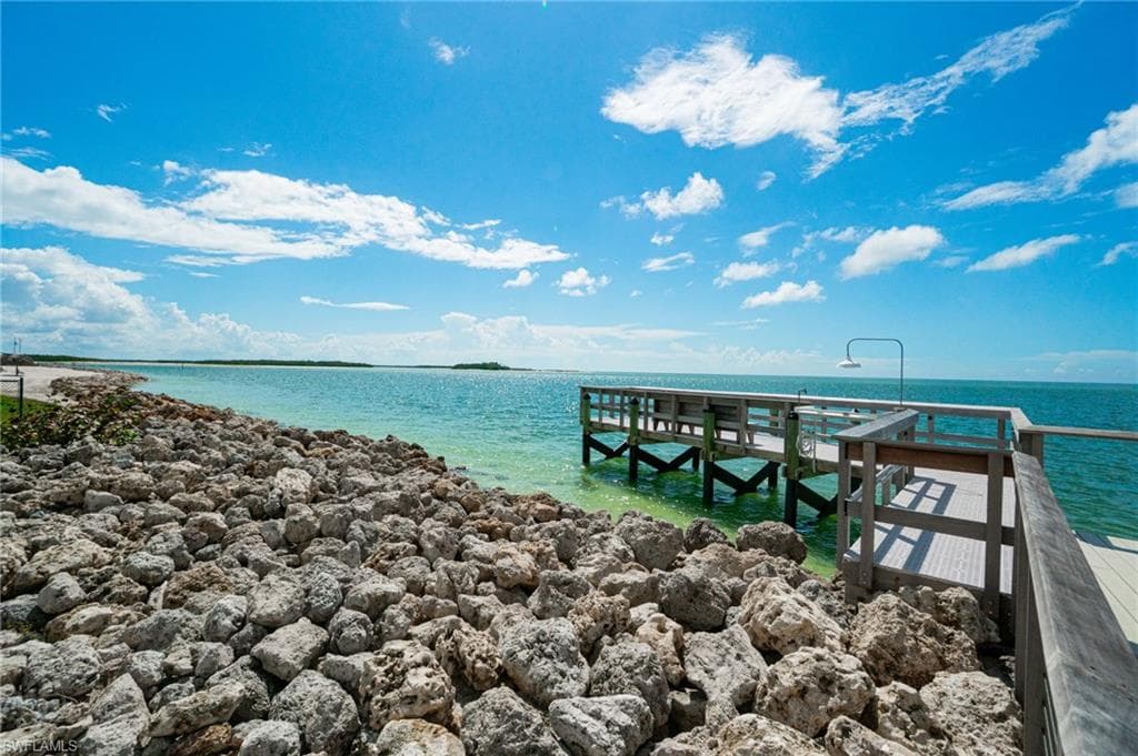 1070 S Collier BLVD # D, MARCO ISLAND FL 34145-48