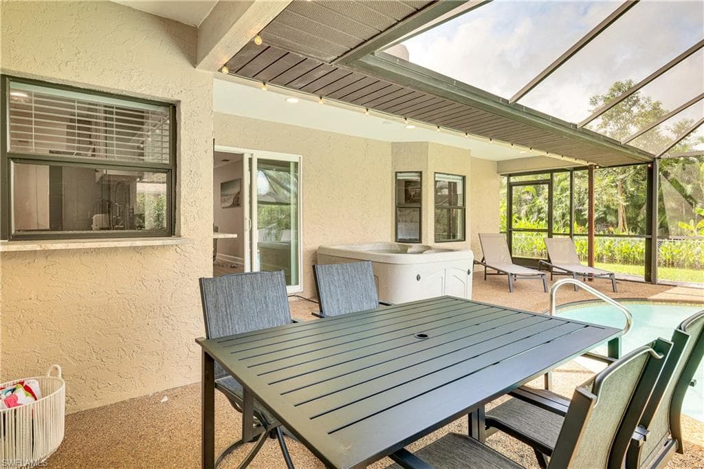 6030 Perthshire LN, FORT MYERS FL 33908-31