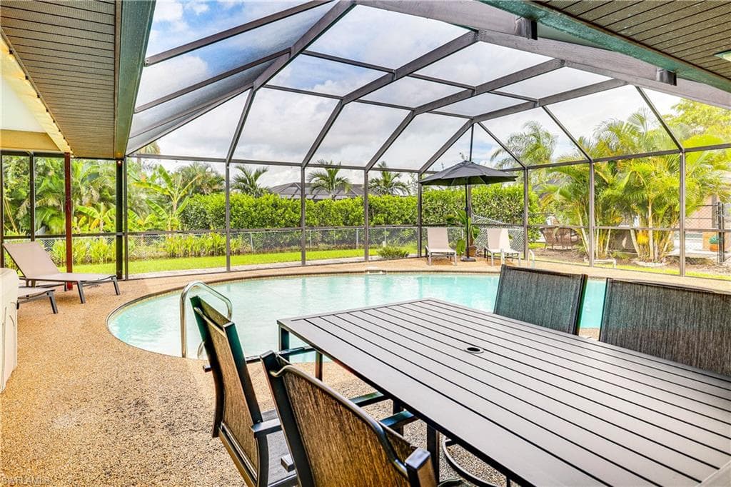 6030 Perthshire LN, FORT MYERS FL 33908-30