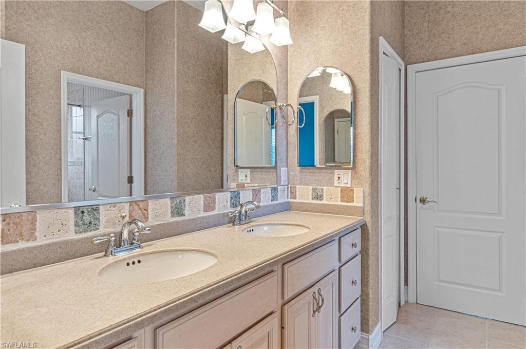 15840 Catalpa Cove DR, FORT MYERS FL 33908-27