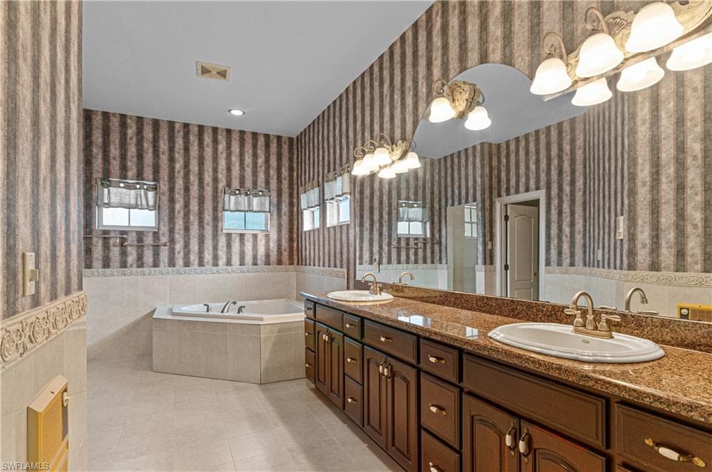 15840 Catalpa Cove DR, FORT MYERS FL 33908-20