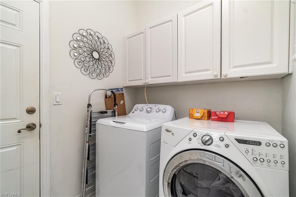 12691 Fox Ridge DR, BONITA SPRINGS FL 34135-19