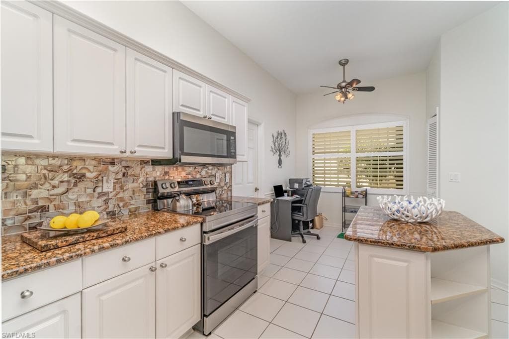 12691 Fox Ridge DR, BONITA SPRINGS FL 34135-8