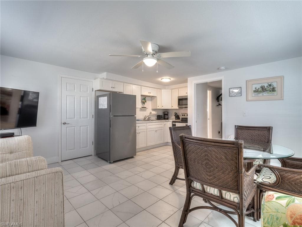 130-132 Delmar AVE, FORT MYERS BEACH FL 33931-19