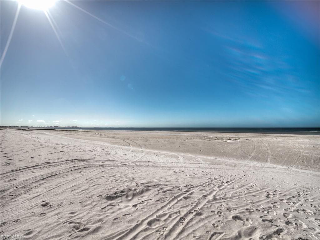 130-132 Delmar AVE, FORT MYERS BEACH FL 33931-29