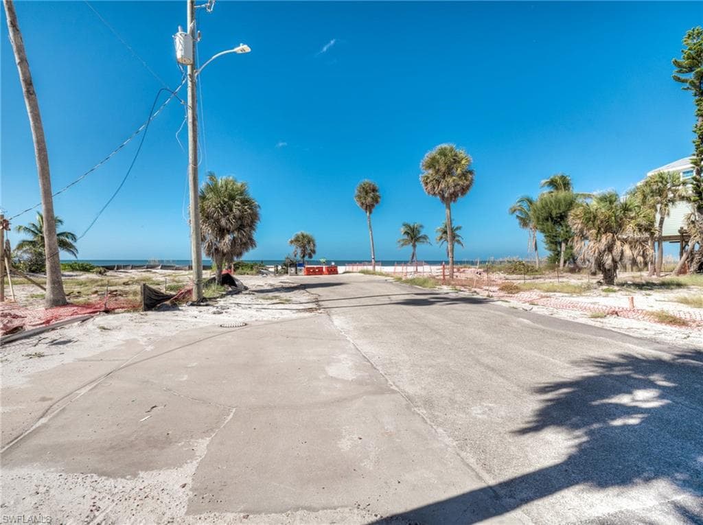 130-132 Delmar AVE, FORT MYERS BEACH FL 33931-30