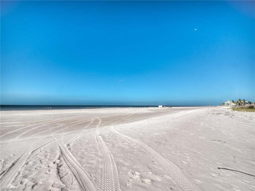 130-132 Delmar AVE, FORT MYERS BEACH FL 33931-28