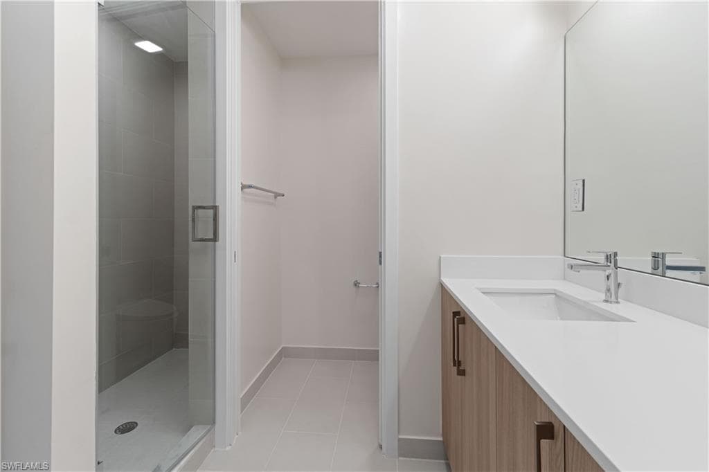 26600 Rosewood Pointe DR # 101, BONITA SPRINGS FL 34135-18