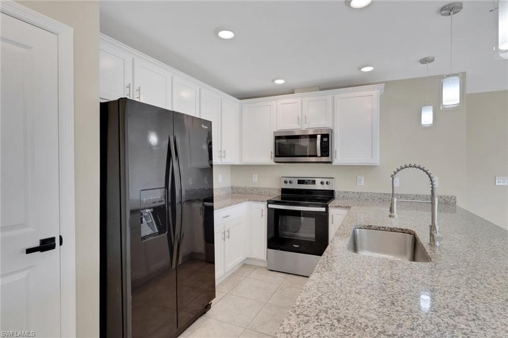 15061 Caspian Tern CT # 102, NORTH FORT MYERS FL 33917-4