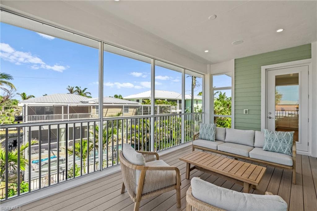 117 Hercules DR, FORT MYERS BEACH FL 33931-22