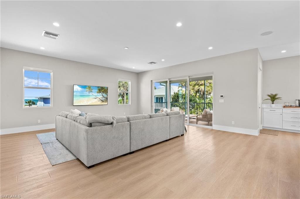 117 Hercules DR, FORT MYERS BEACH FL 33931-11