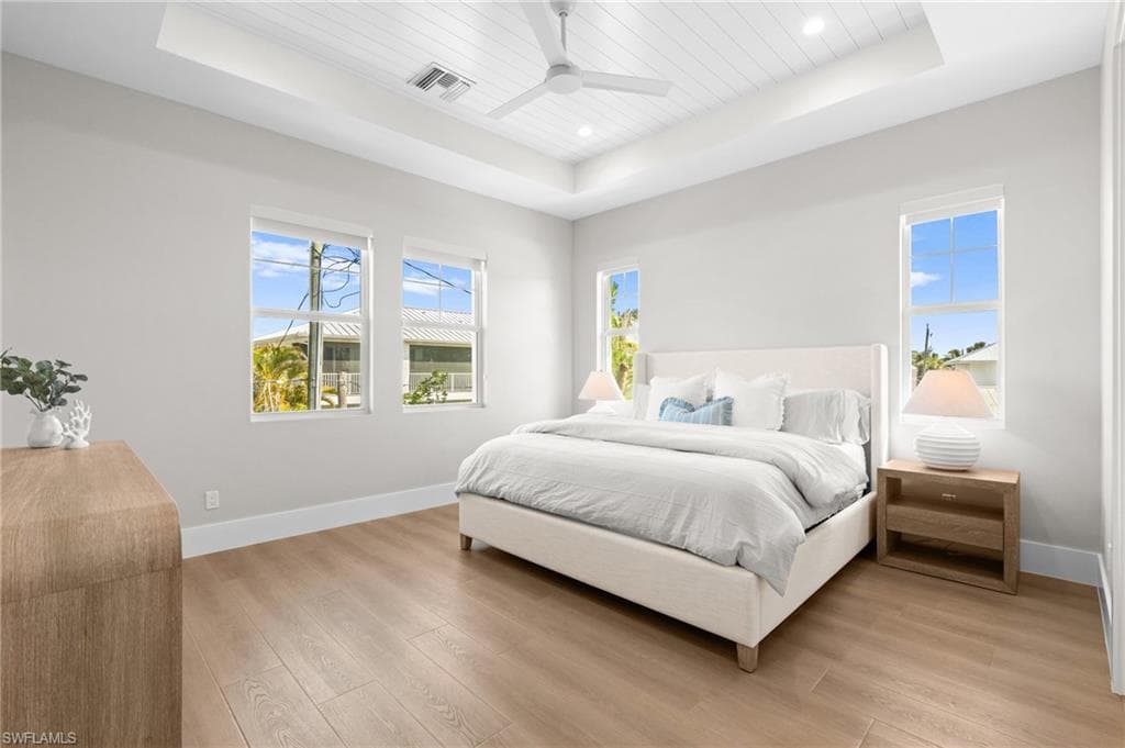 117 Hercules DR, FORT MYERS BEACH FL 33931-25