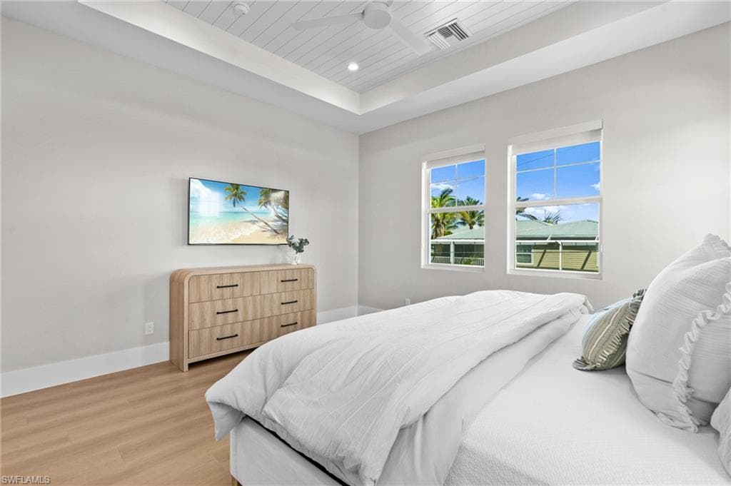 117 Hercules DR, FORT MYERS BEACH FL 33931-27