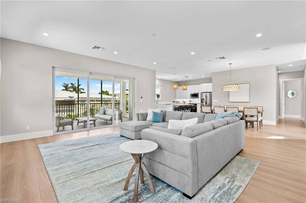 117 Hercules DR, FORT MYERS BEACH FL 33931-10