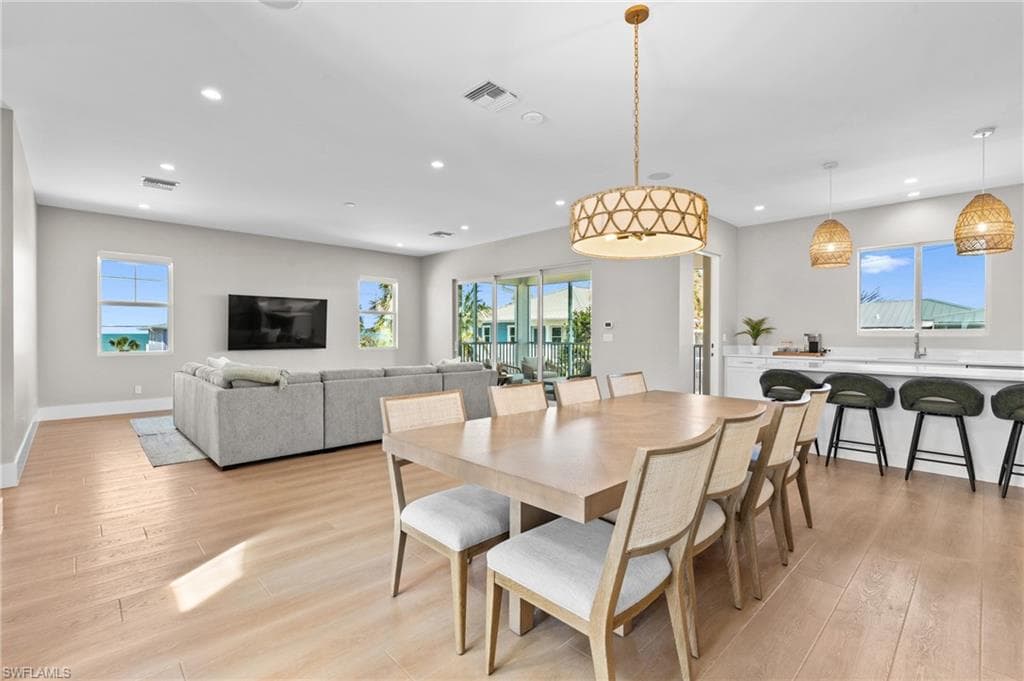 117 Hercules DR, FORT MYERS BEACH FL 33931-18