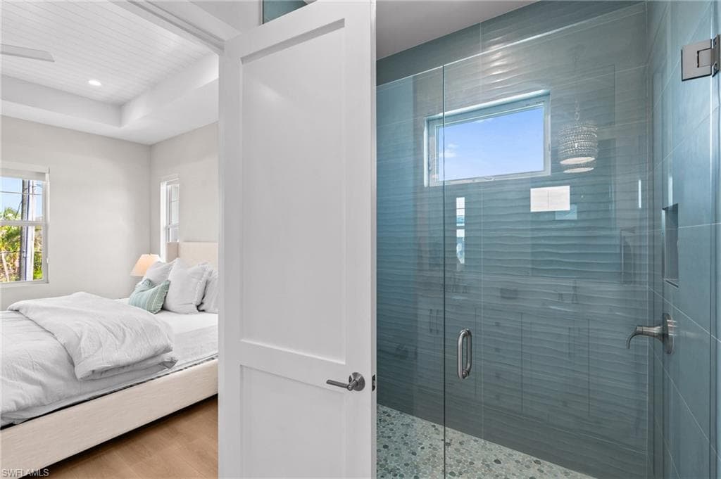 117 Hercules DR, FORT MYERS BEACH FL 33931-30