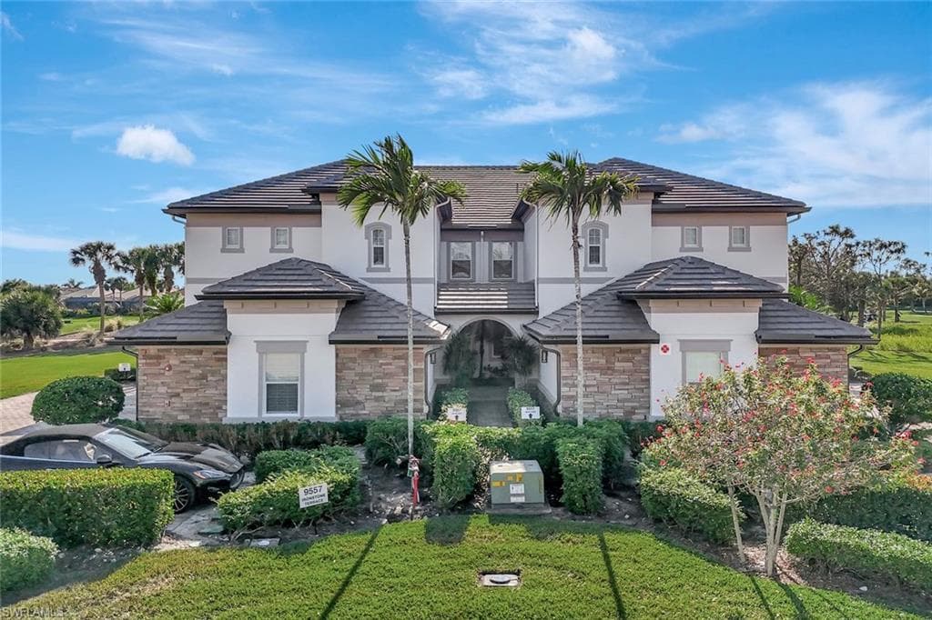 9557 Ironstone TER # 101, NAPLES FL 34120-3