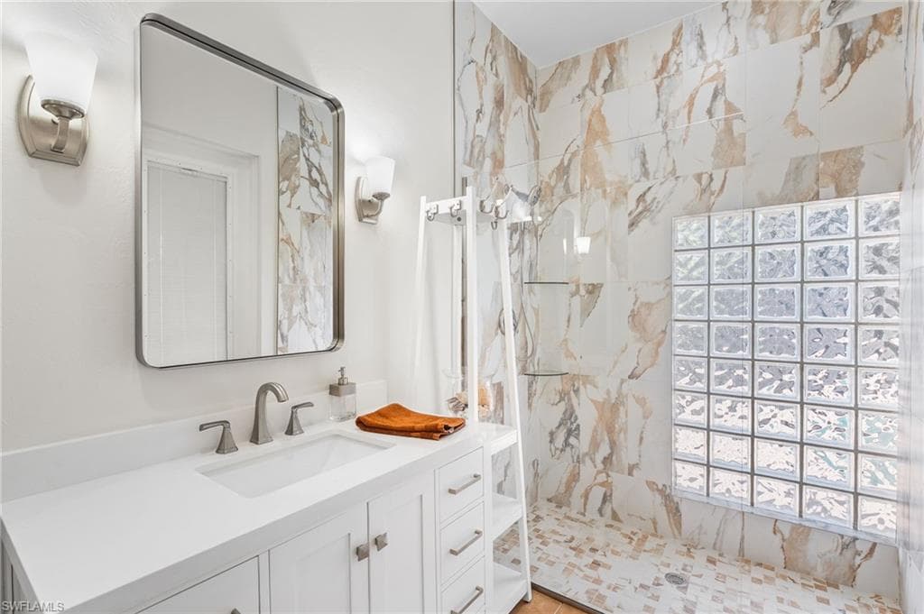 15600 Catalpa Cove DR, FORT MYERS FL 33908-31