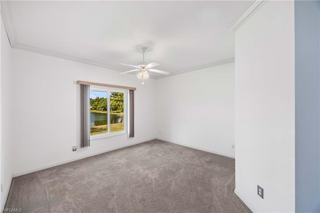 223 Stanhope CIR, NAPLES FL 34104-15