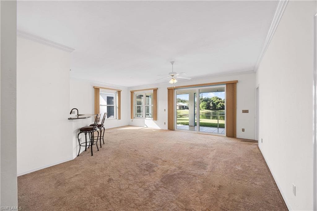 223 Stanhope CIR, NAPLES FL 34104-4