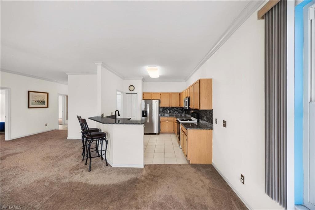 223 Stanhope CIR, NAPLES FL 34104-7