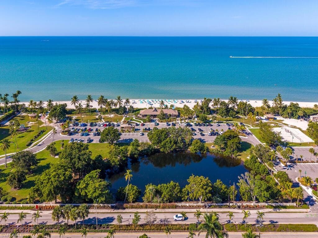 218 Banyan BLVD # 218, NAPLES FL 34102-13