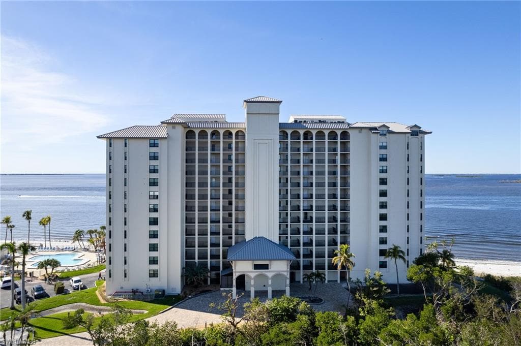 17080 Harbour Point DR # 213, FORT MYERS FL 33908-26