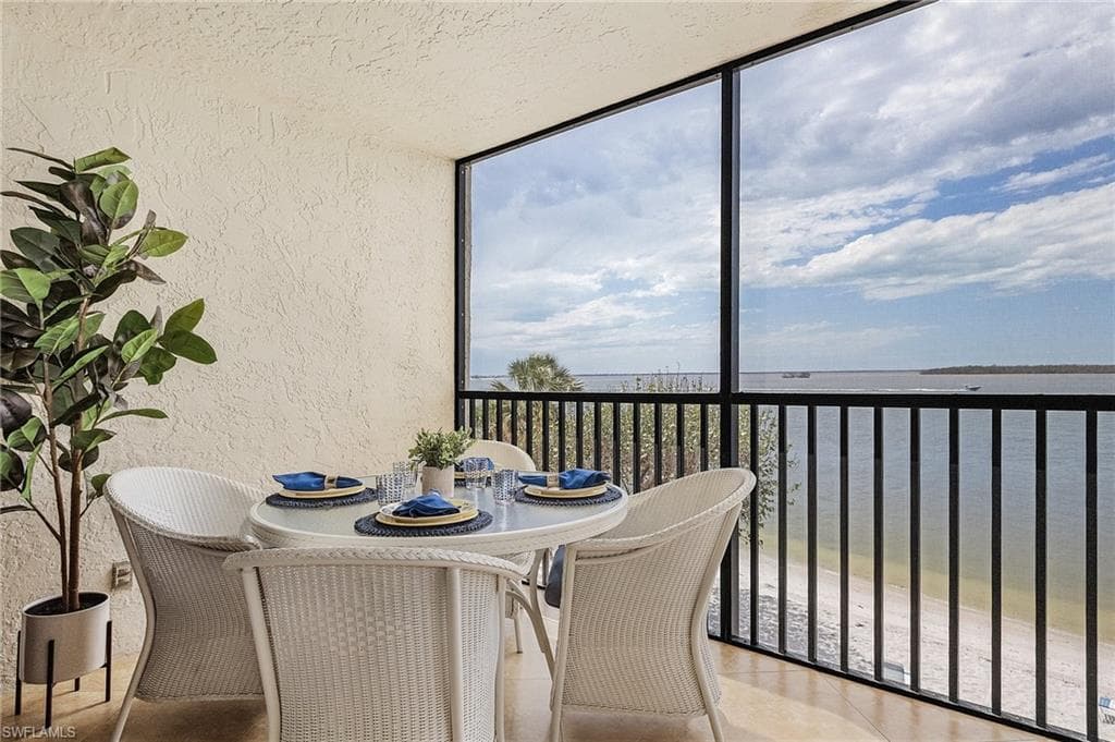 17080 Harbour Point DR # 213, FORT MYERS FL 33908-21