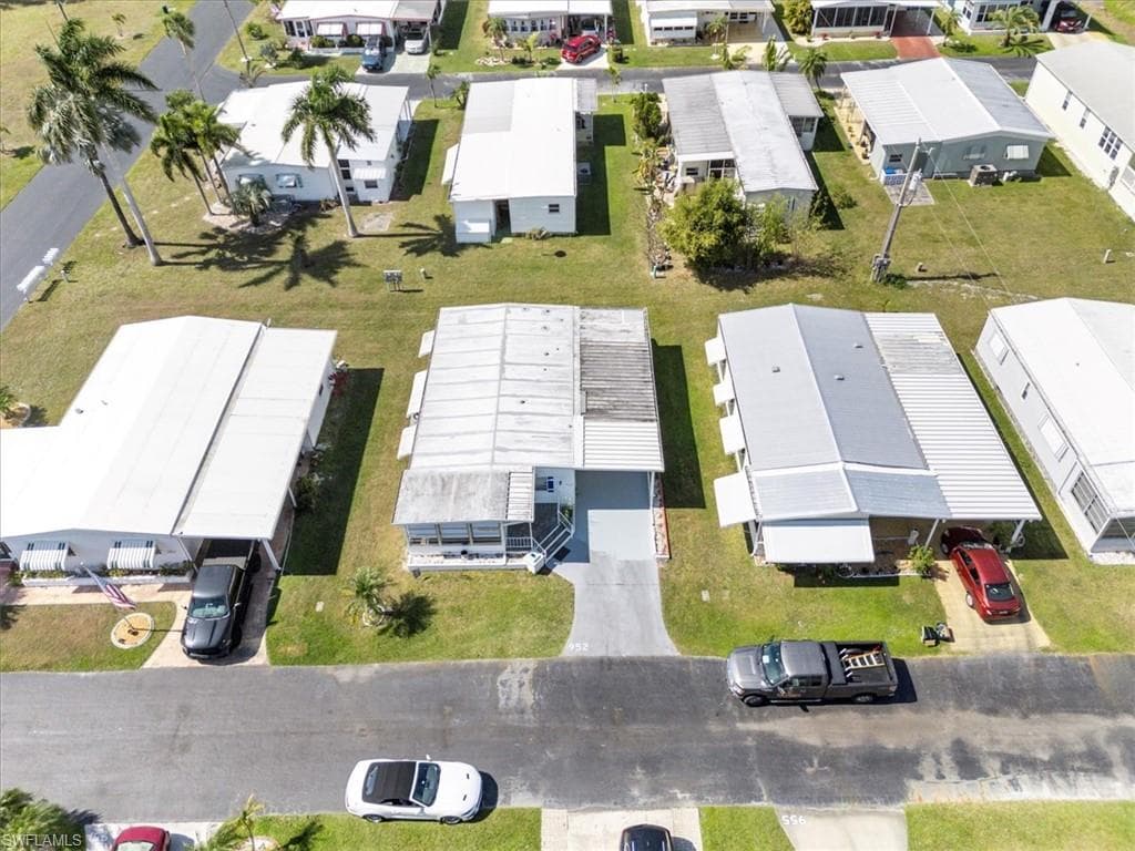 952 Days LN, NORTH FORT MYERS FL 33917-41