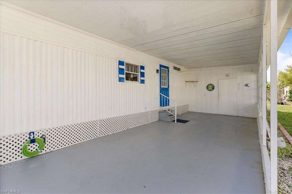 952 Days LN, NORTH FORT MYERS FL 33917-23