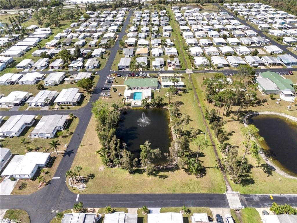 952 Days LN, NORTH FORT MYERS FL 33917-29