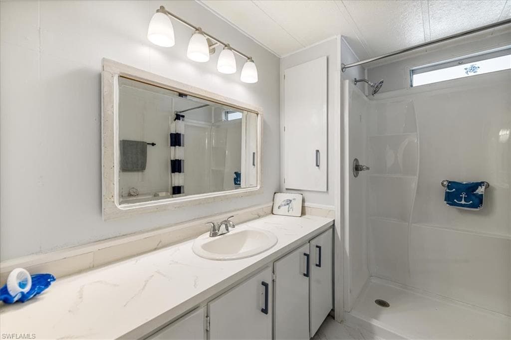 952 Days LN, NORTH FORT MYERS FL 33917-17