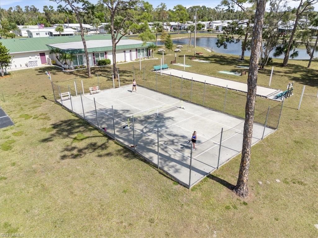 952 Days LN, NORTH FORT MYERS FL 33917-38