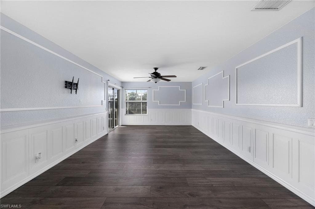 2201 Cape Heather CIR, CAPE CORAL FL 33991-22